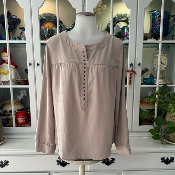 Chico’s Tan Blouse Size Small with Grommet Detailing - Picture 1 of 8